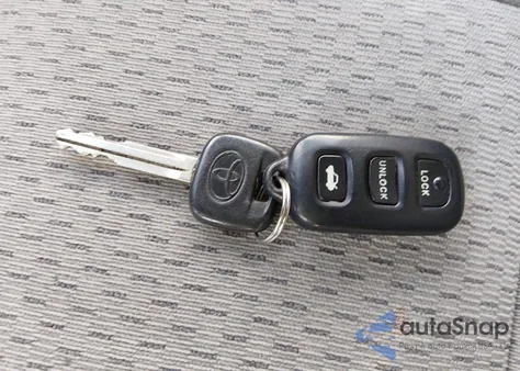 2003 Toyota Camry Le из США, поврежденный, VIN 4T1BE32K73U198272